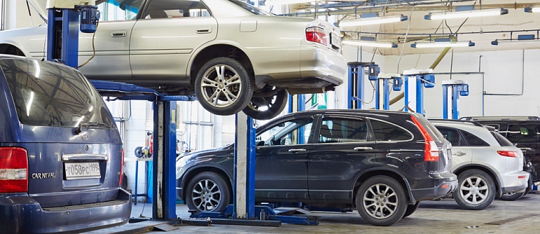 Automotive hoist: varieties, and maintenance features